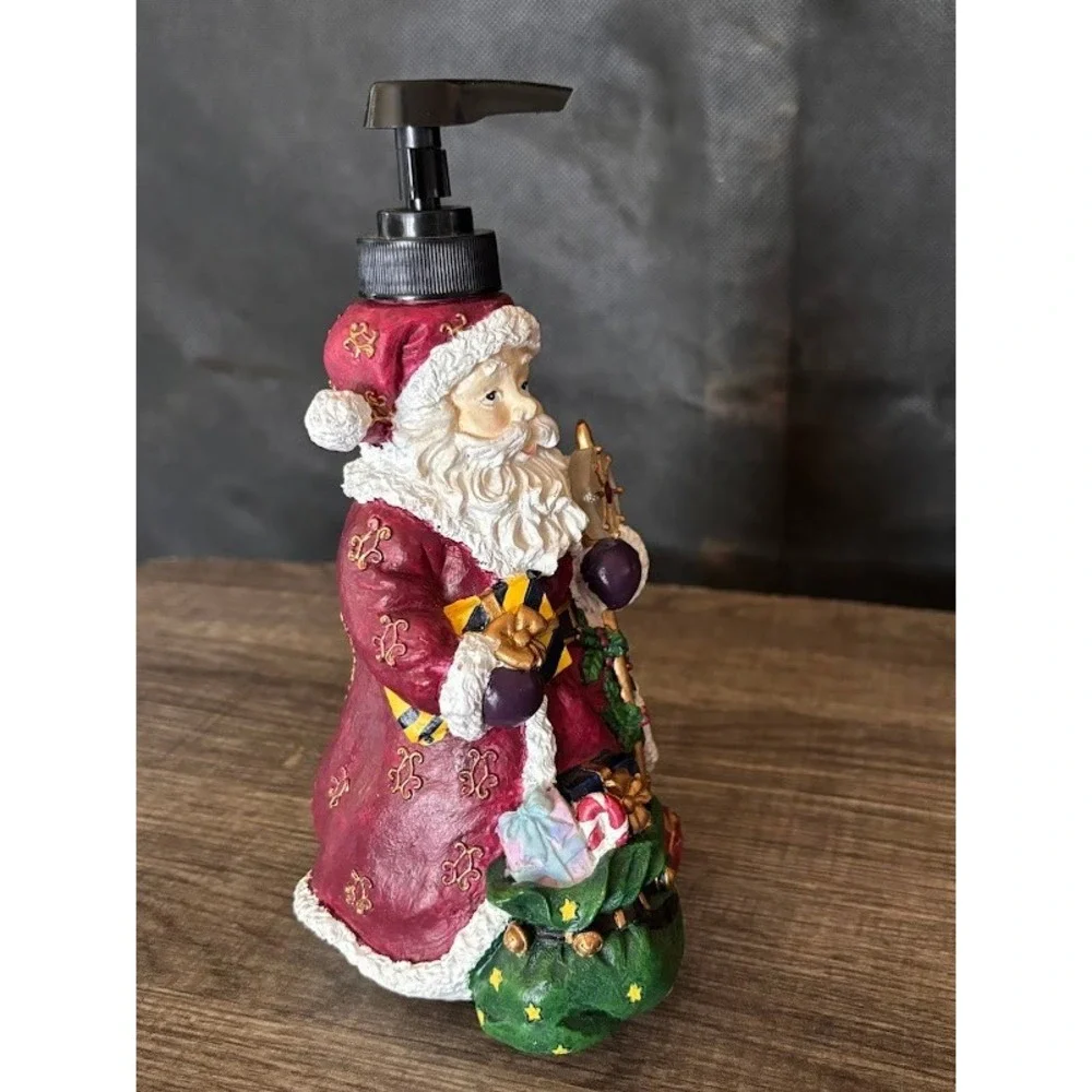 Santa Claus Light Up Soap Dispenser Lotion Pump Holiday Christmas Decor Gift Bag